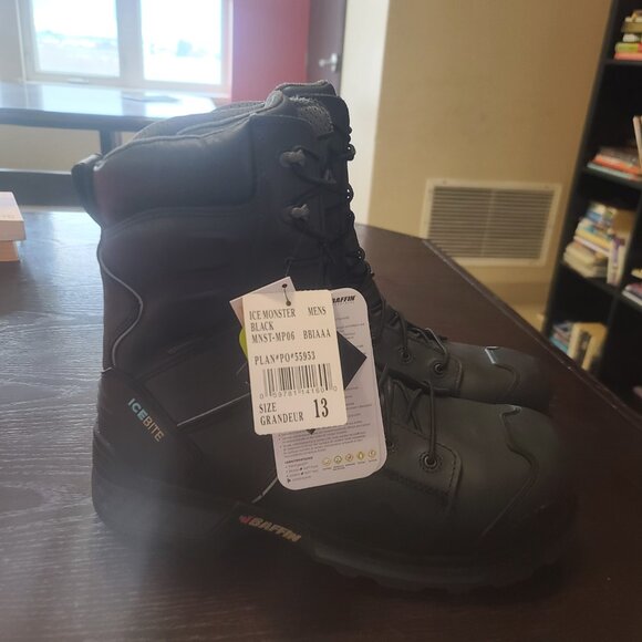 Work boots - Picture 4 of 4